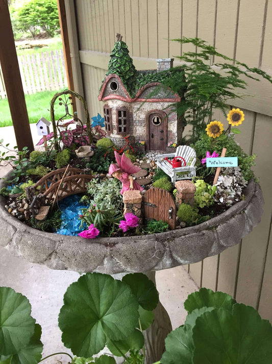 Bedside Table - My Perfect Rose Garden 